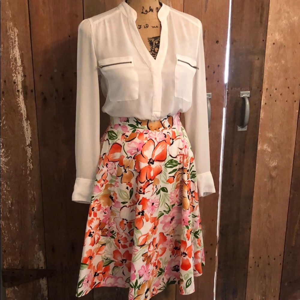 Ladies Sheer White Blouse - Picture 4 of 5